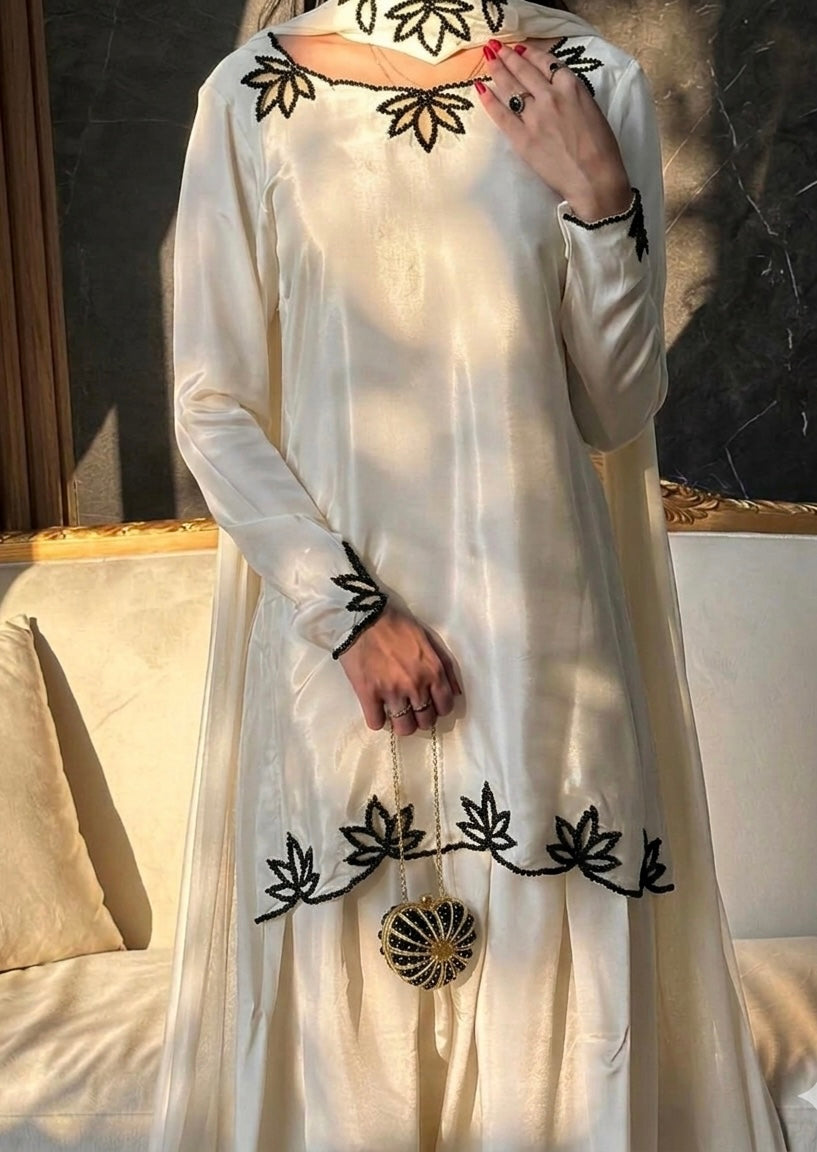 Heavy georgette silk dupatta with embroidery and moti embellishment