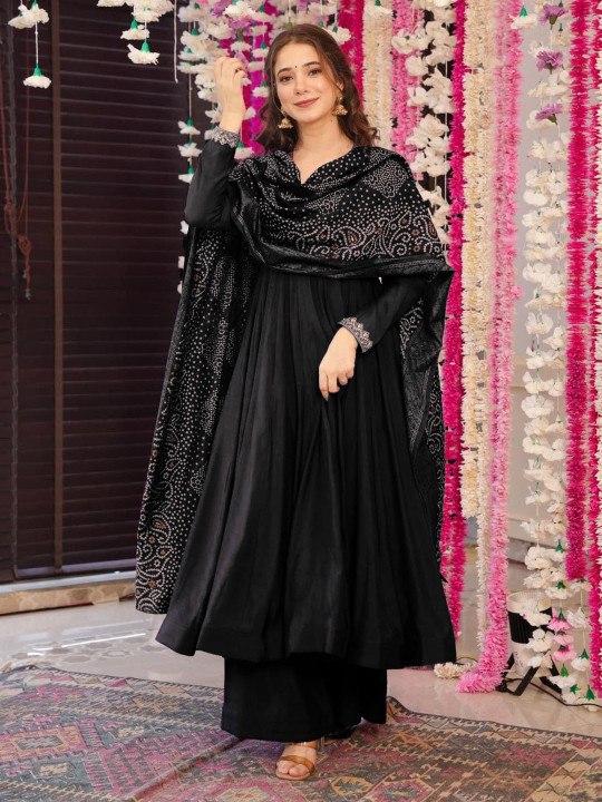 Women Ethnic Motifs Embroidered Empire Kurta with Palazzos & With Dupatta
