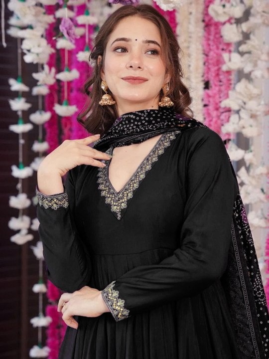 Women Ethnic Motifs Embroidered Empire Kurta with Palazzos & With Dupatta