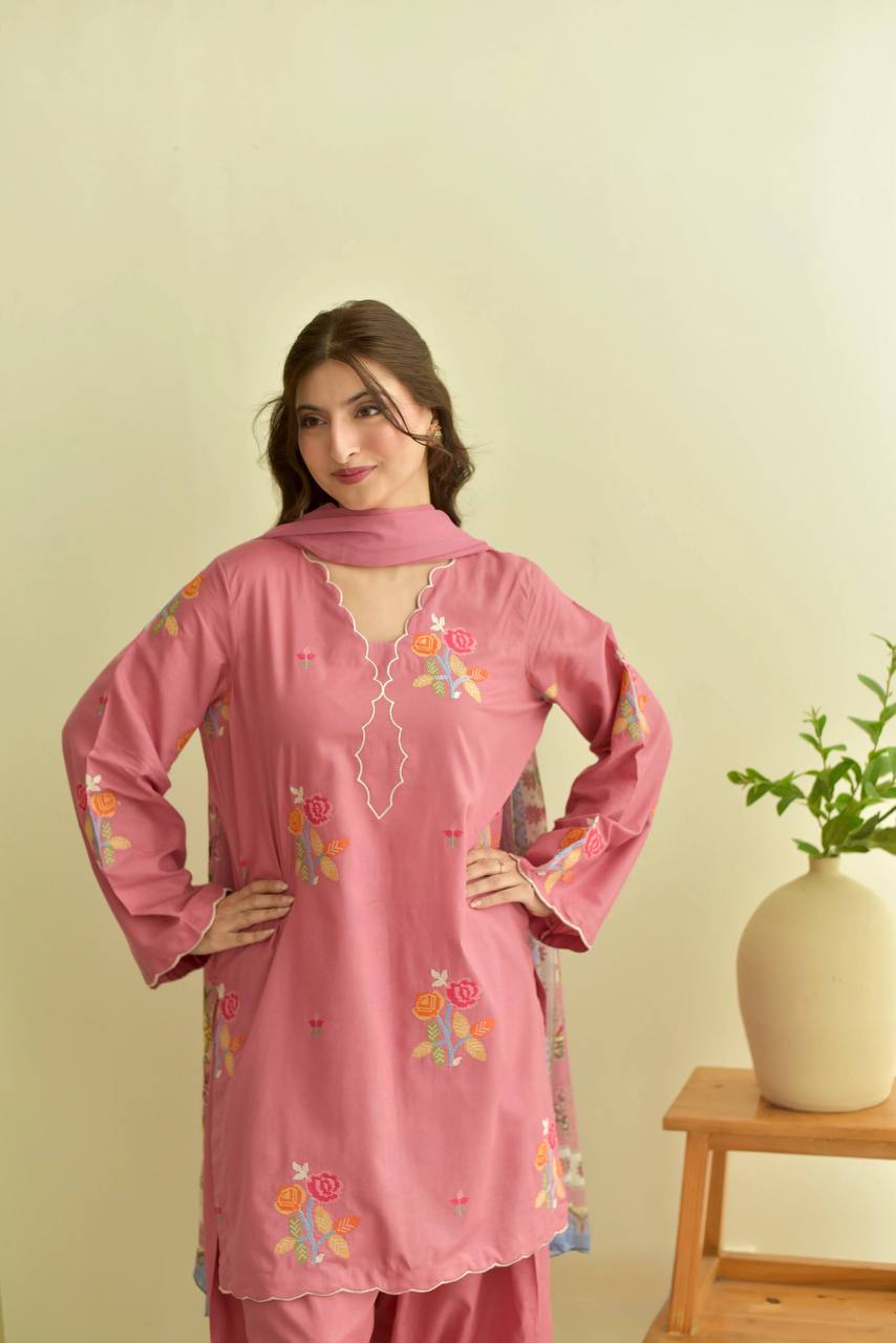 Adevira Suit