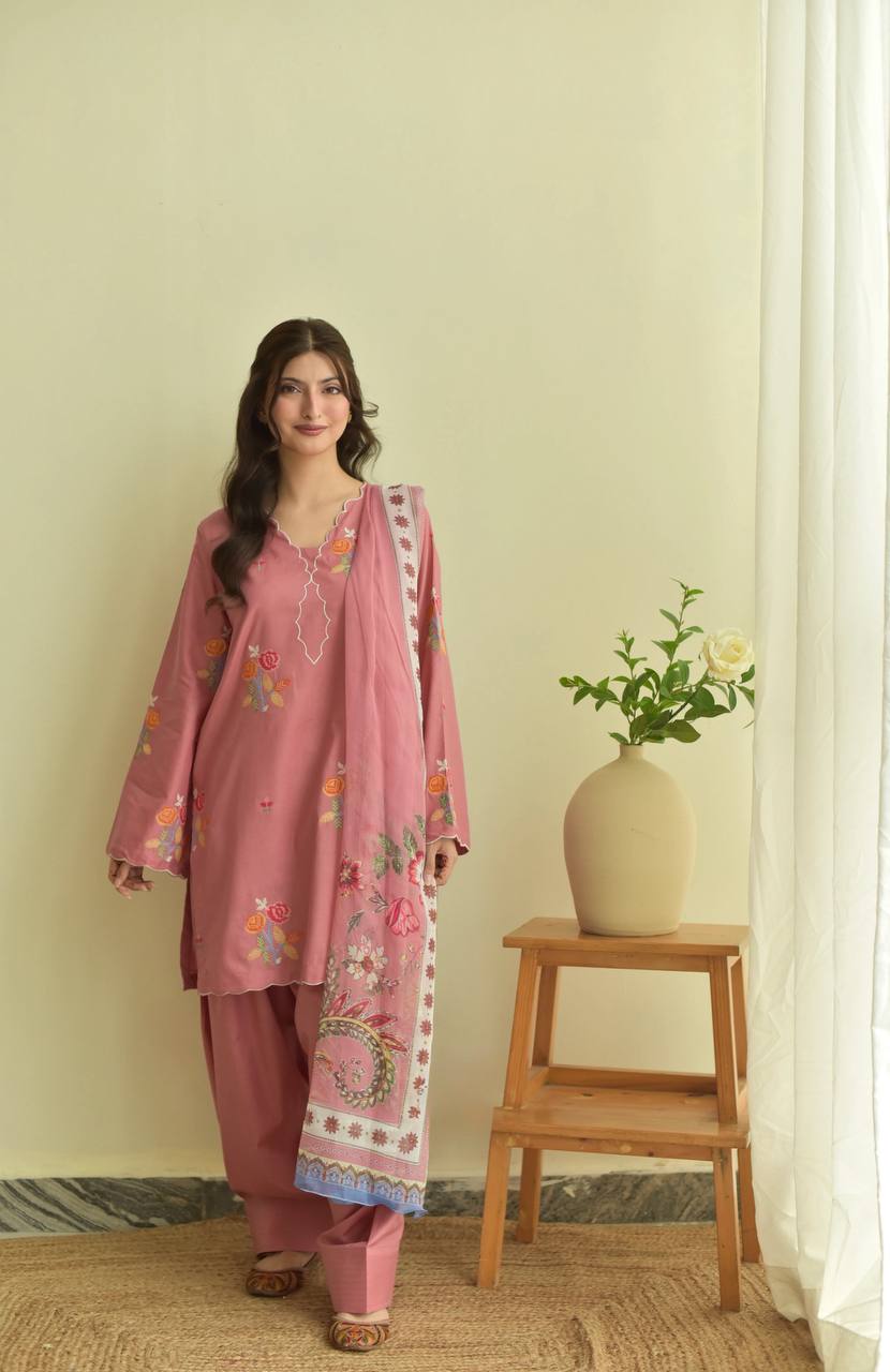 Adevira Suit