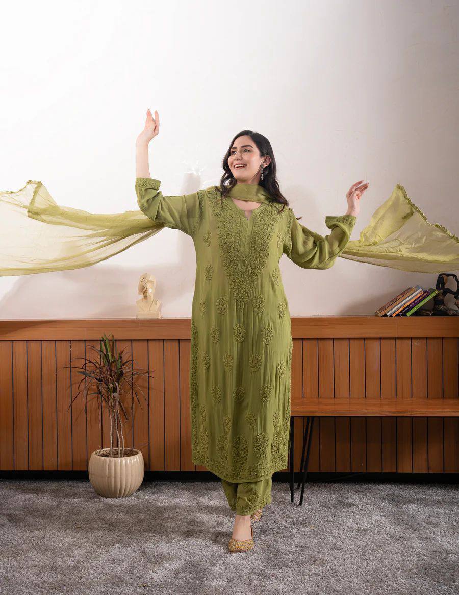 DESIGNER WEAR EXCLUSIVE GEORGETTE CHIKANKARI